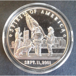 2001 1 Oz Highland Mint 9/11 Firefighters with Flag Obverse