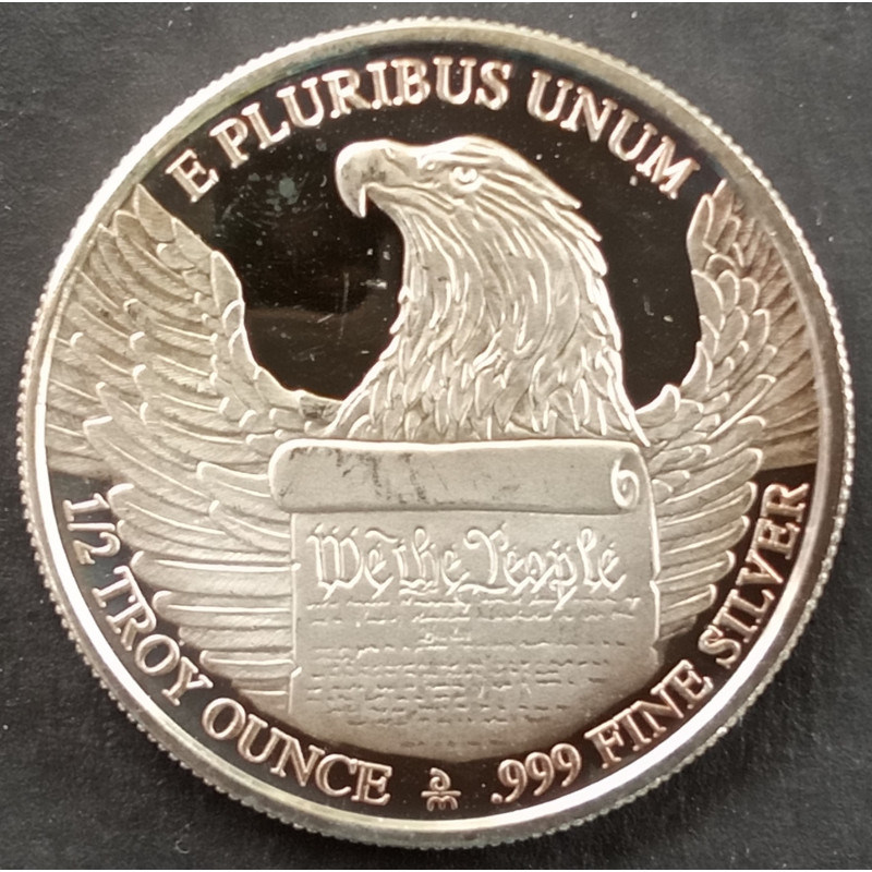 1/2 Oz Danbury Mint Historical Decades 1940 Reverse