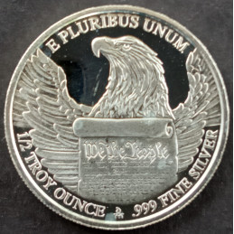 1/2 Oz Danbury Mint Historical Decades 2000 Reverse